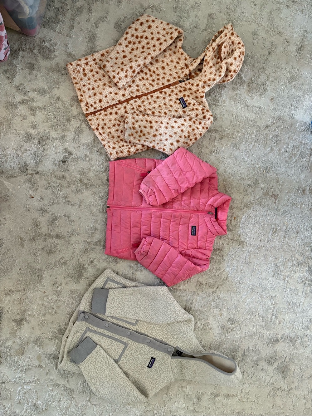 Bundle girls Patagonia jackets